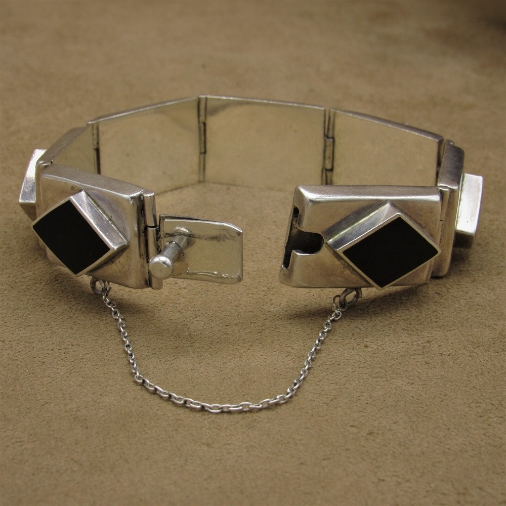 Taxco Silver and Black Bracelet - Picture 2 of 2